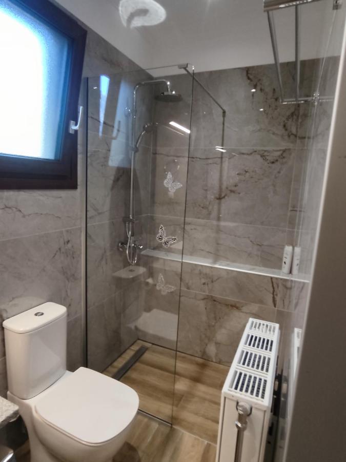 פרמיתיה Erietta Rooms מראה חיצוני תמונה